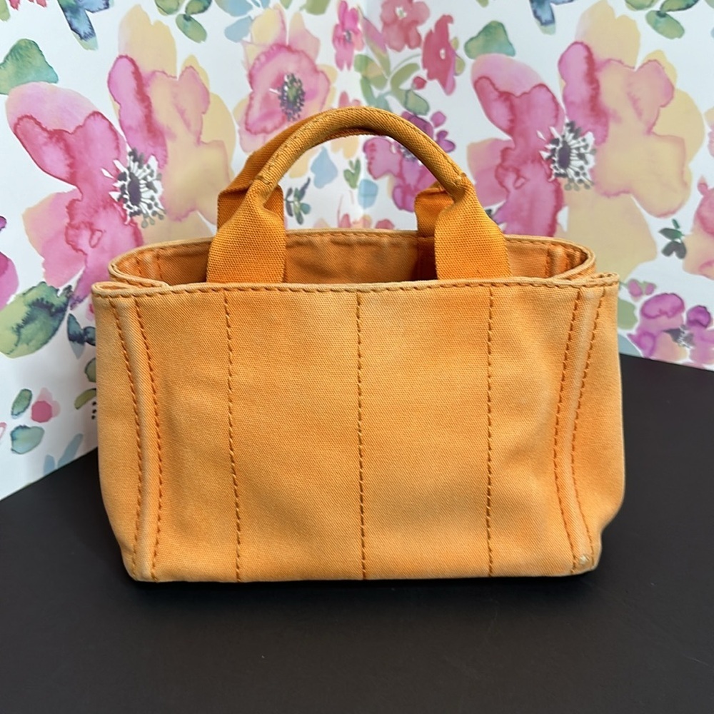 💯Authentic Prada Canapa Tote PM Sized🍀 - Picture 6 of 17